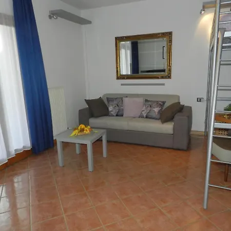 Il Grappolo 2 - Regarda Travel Lägenhet Lazise