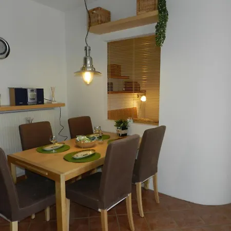 Il Grappolo 2 - Regarda Travel Lazise